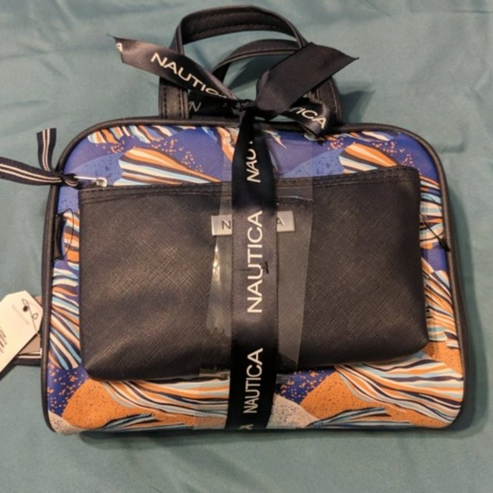 NAUTICA Two Piece Cosmetic Bags NWT